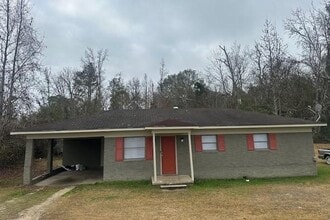 Building Photo - 3 Allen Cir