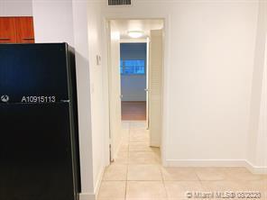 Foto del edificio - 680 NE 64th St