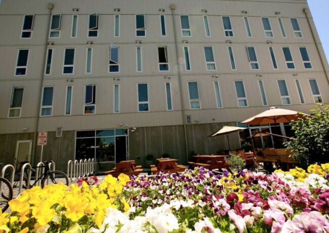 Building Photo - ecoFLATS