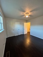 Building Photo - 400 Douglas