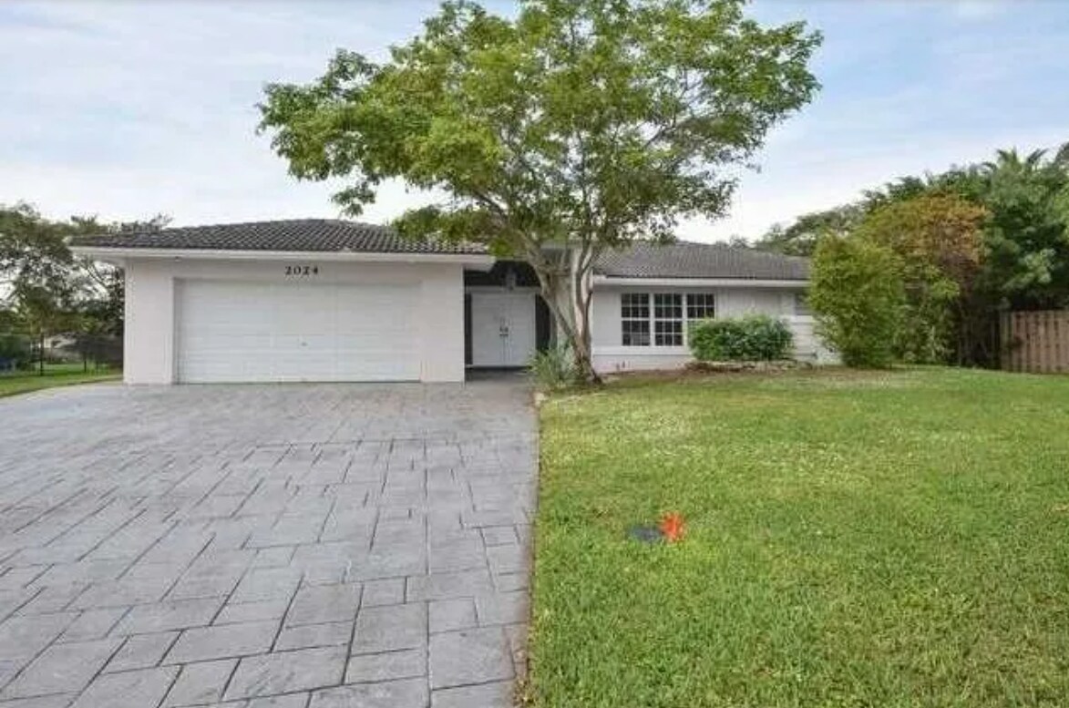 Primary Photo - 2024 NW 86th Terrace