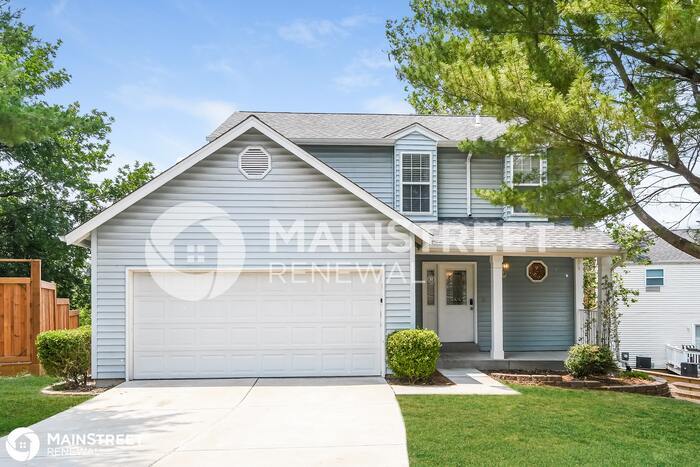 Foto principal - 140 LAMPLIGHTER WAY, OFALLON, MO 63368