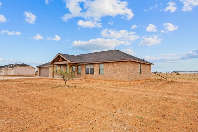 Building Photo - 14818 North County Road 1200