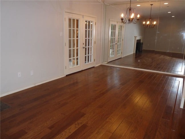 Building Photo - 5735 Remington Park Square