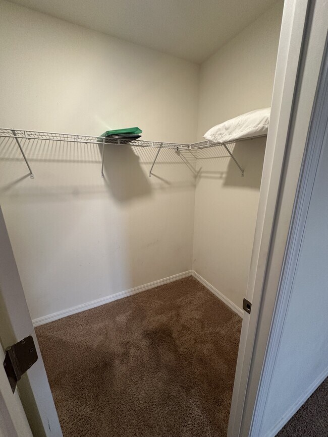 Foto del edificio - 9006 Pinales Wy