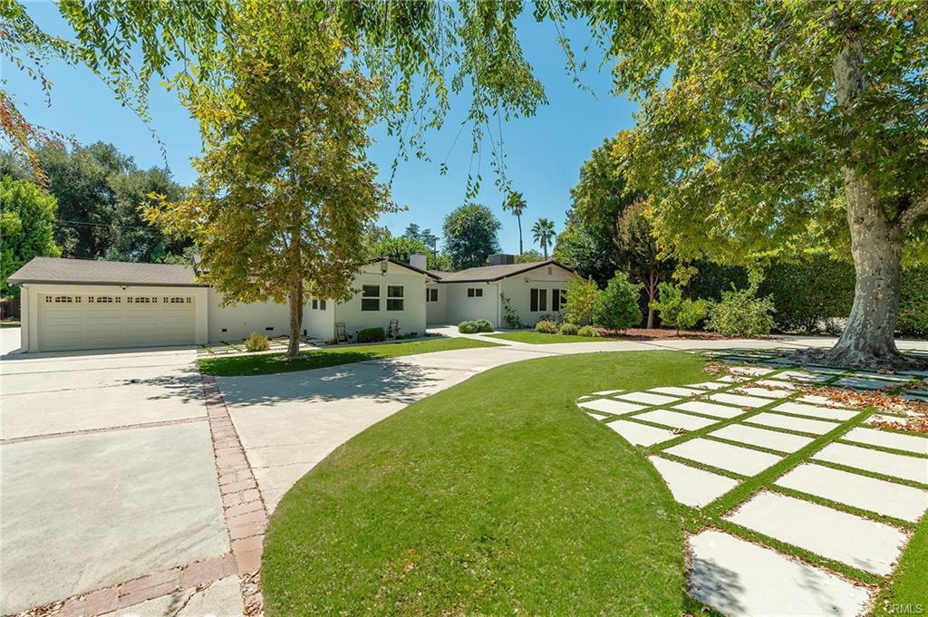 Primary Photo - 23302 W Oxnard St