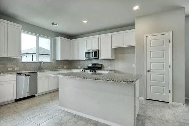 Foto del edificio - 1289 Goforth Rd