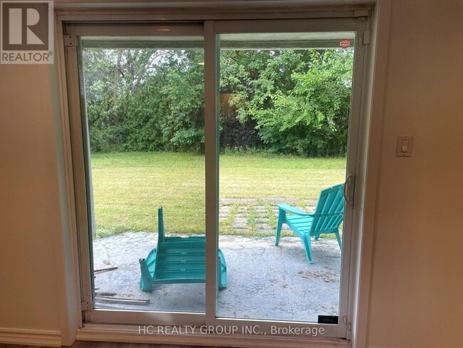 Building Photo - 42 Arkona Dr