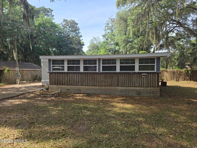 Building Photo - 28 Mixon Rd