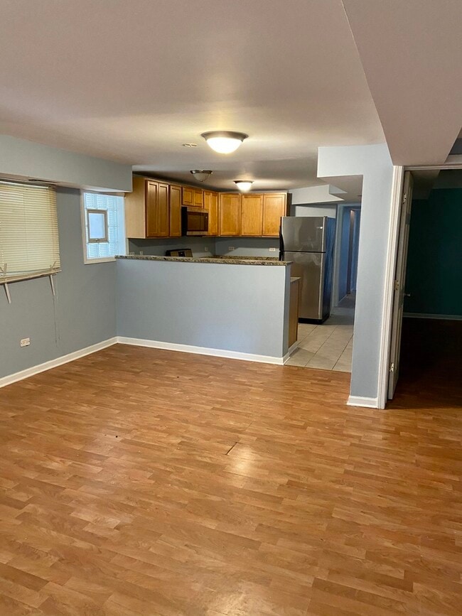 6239 N Claremont Ave, Chicago, IL 60659 House Rental in Chicago, IL