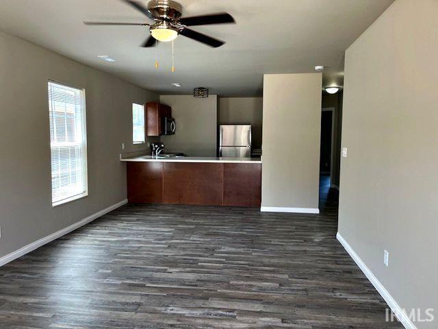 Building Photo - 5265 Canyon Cir