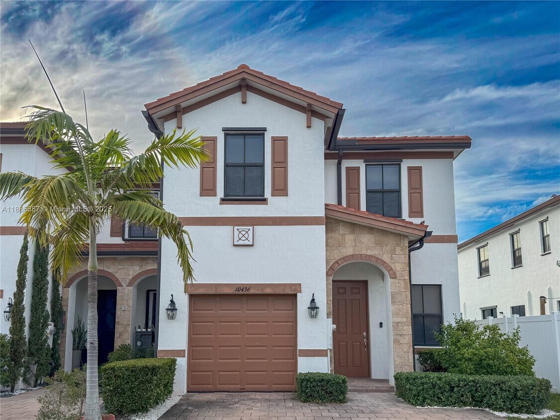 Foto principal - 10436 W 34th Ct