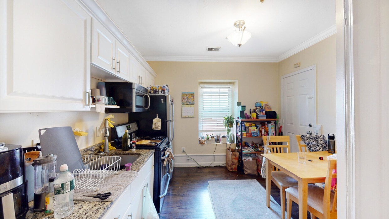 Foto principal - 712 Shawmut Ave