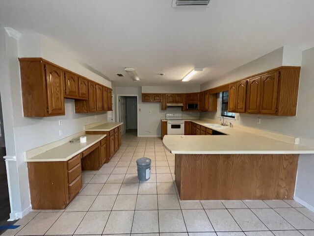 Building Photo - 105 Dewitt Loop