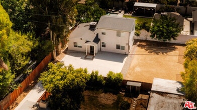 Building Photo - 5756 Fallbrook Ave