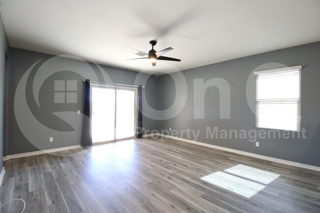 Foto del edificio - 20481 N Grantham Rd