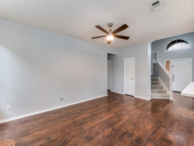 Building Photo - 1253 Sandpiper Dr