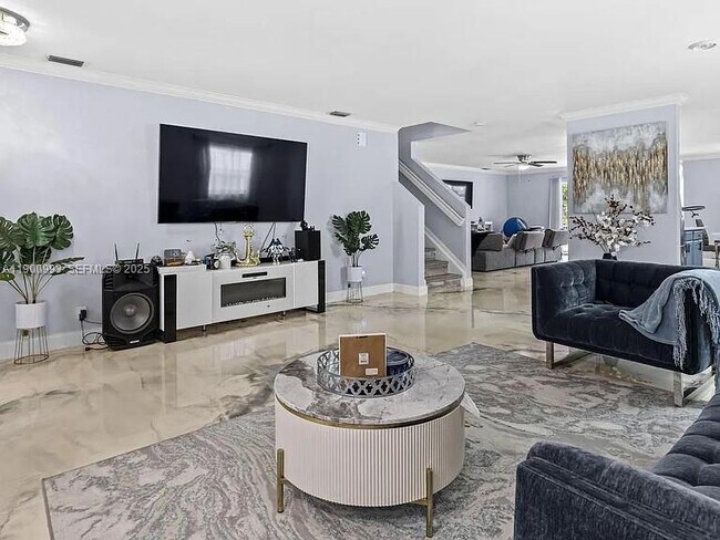 Foto del edificio - 6627 Rainwood Cove Ln