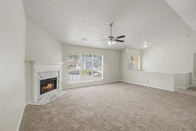 Building Photo - 488 Barclay Ct