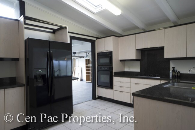 Foto del edificio - 539 Ulumalu St