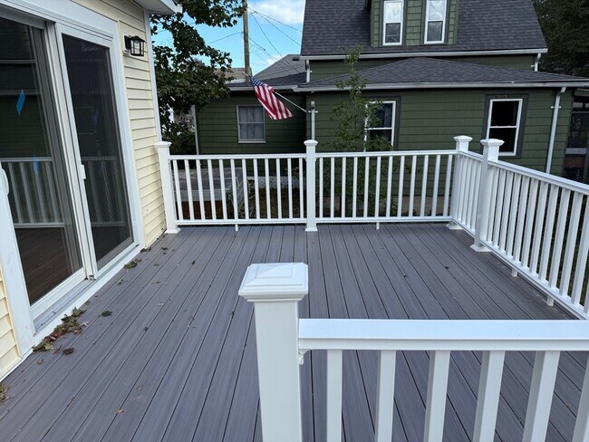 Foto del edificio - 63 Sachem St