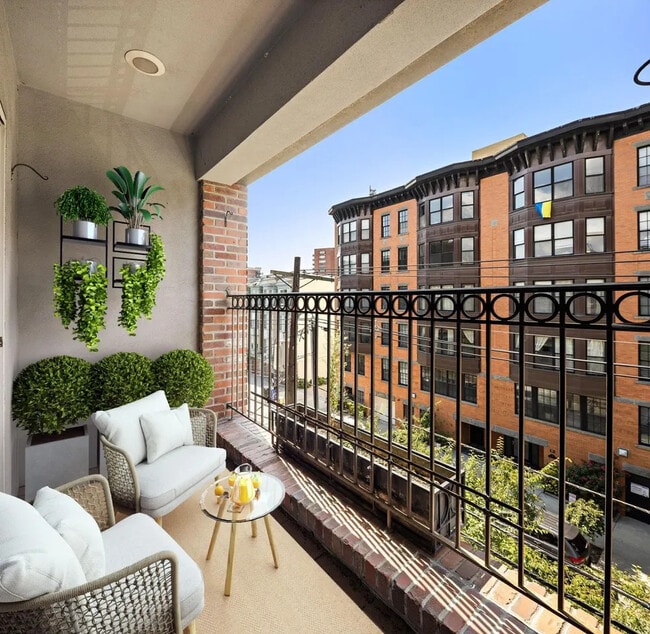 Building Photo - 77 Jefferson St