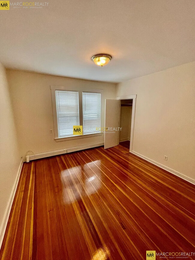 Foto del edificio - 173 Pleasant St