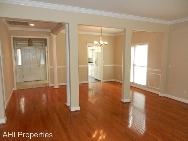 Building Photo - 3 br, 2 bath House - 145 Southlake Lane