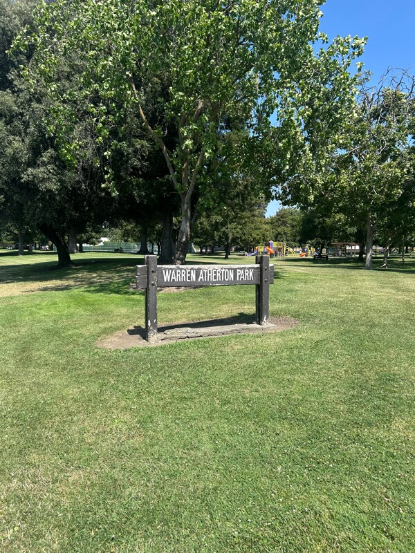 Foto del edificio - 1659 Blackoak Dr