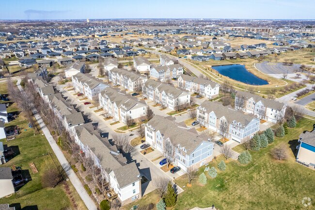 Aerial Photo - 386 NE Sandalwood