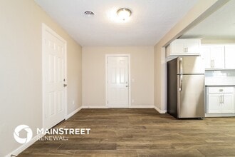 Building Photo - 1613 SW 61st Terrace