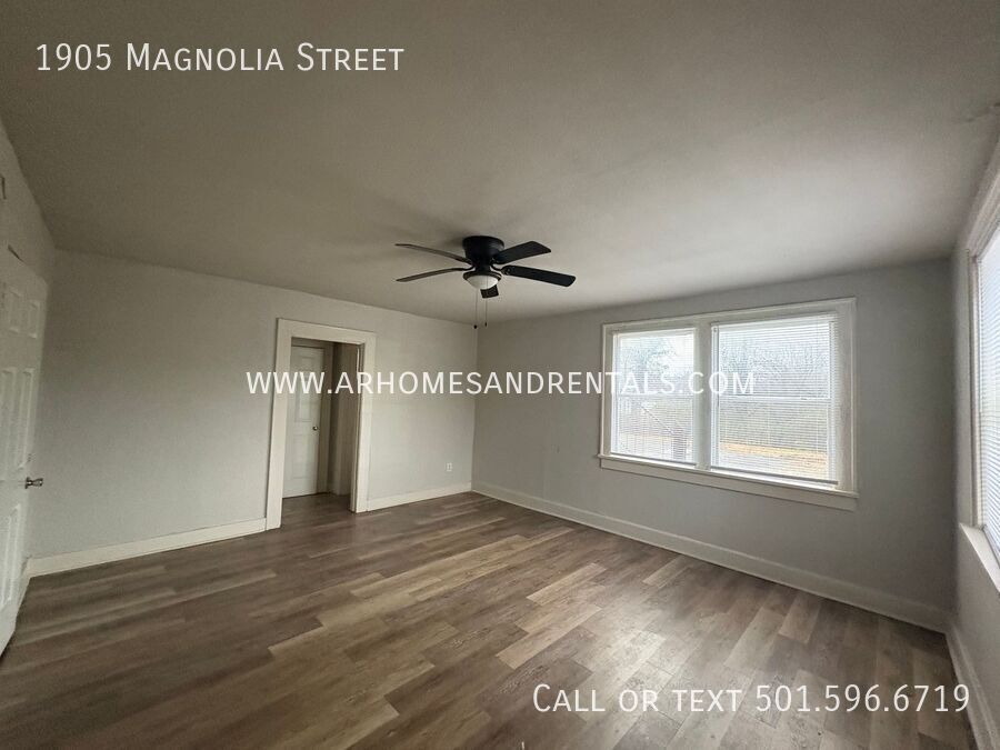 Foto principal - 1905 N Magnolia St