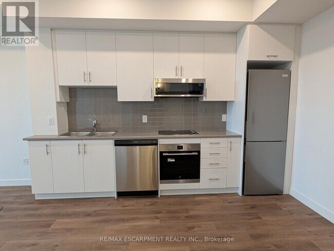 Photo du bâtiment - 461 Green Rd