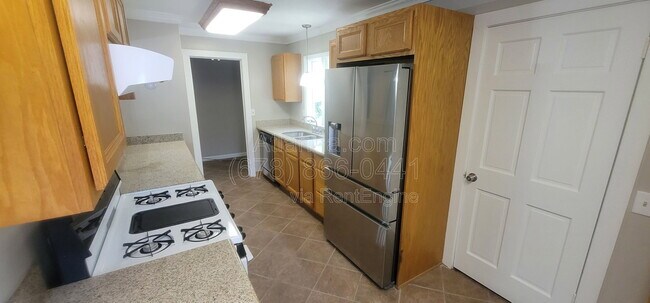 Foto del edificio - 4216 Smithsonia Ct