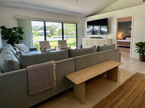 Building Photo - 301 Club Dr Building Photo - 301 Club Dr