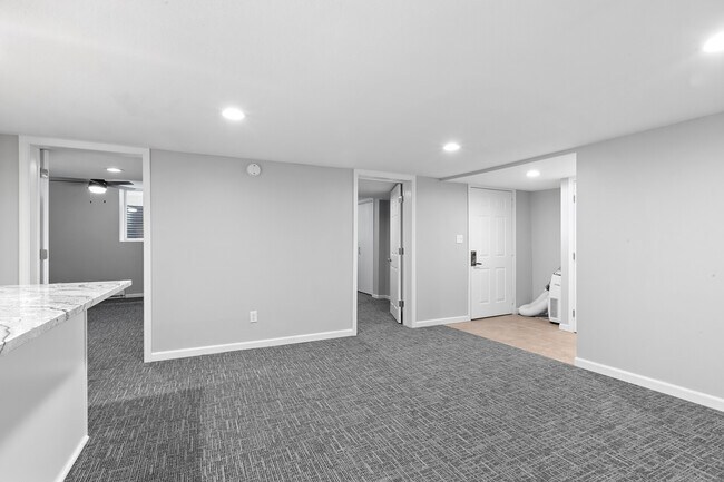 Building Photo - 3241 Lyndale Ave S