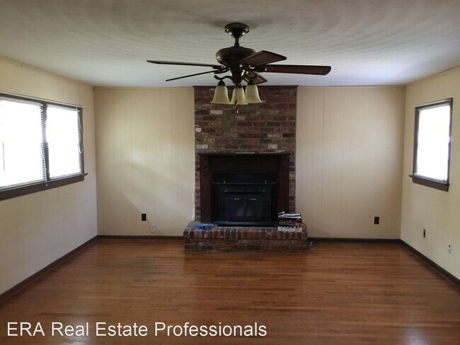 Building Photo - 3 br, 2 bath House - 113 Rural Retreat Road