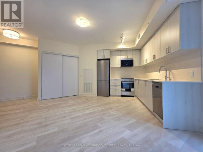 Building Photo - 8020 Derry Rd