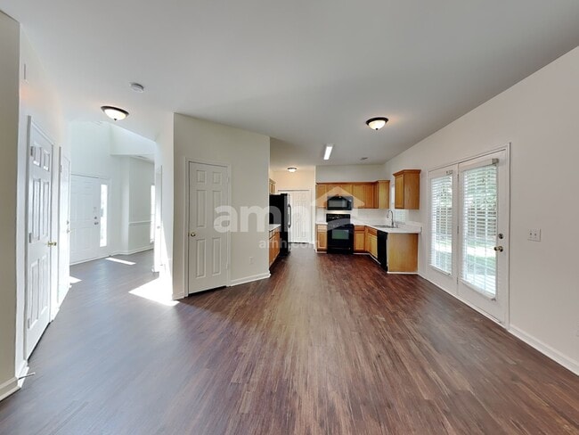 Building Photo - 2214 Waters Trail Dr