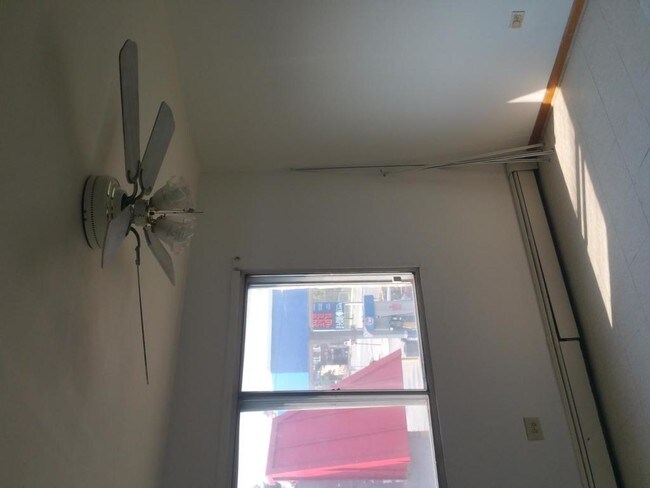 Foto del edificio - 8715 S Cottage Grove Ave