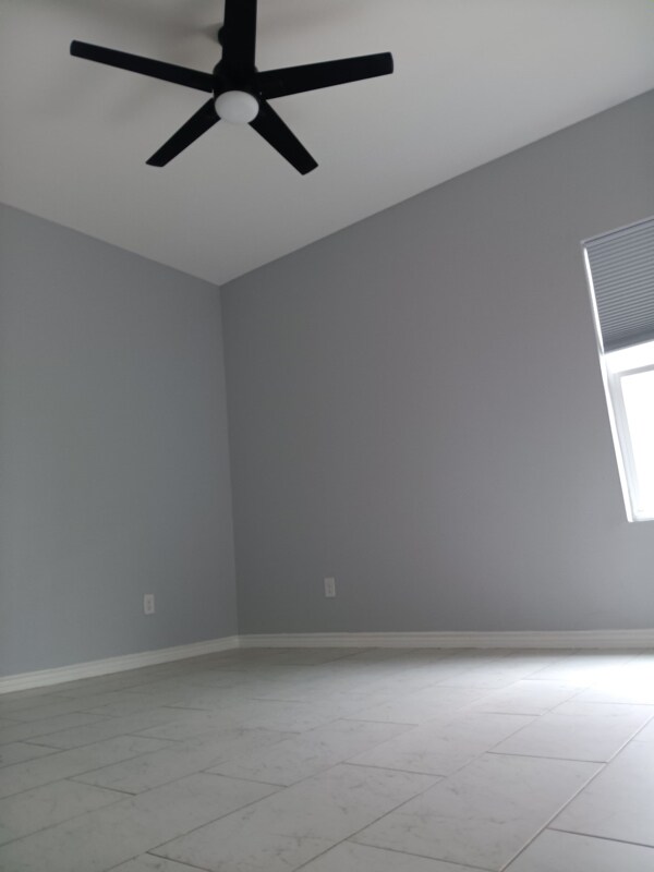 Foto del edificio - 5809 Ozark Ave