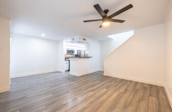 Building Photo - 14600 Fonmeadow Dr