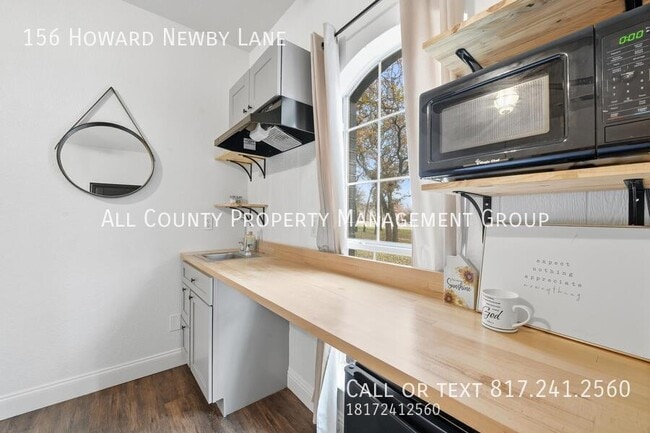 Foto del edificio - 156 Howard Newby Ln