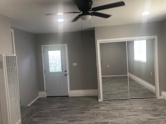 Foto del edificio - 6306 Pico Vista Rd