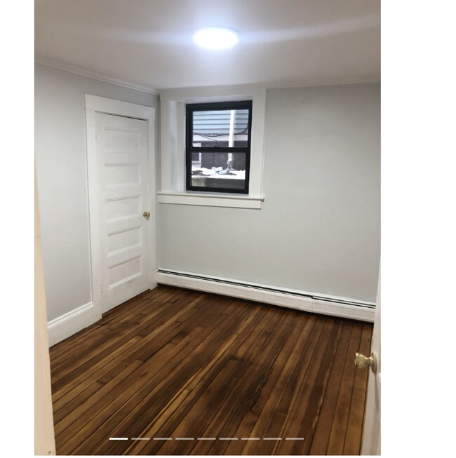 Foto del edificio - 9 Upland Rd