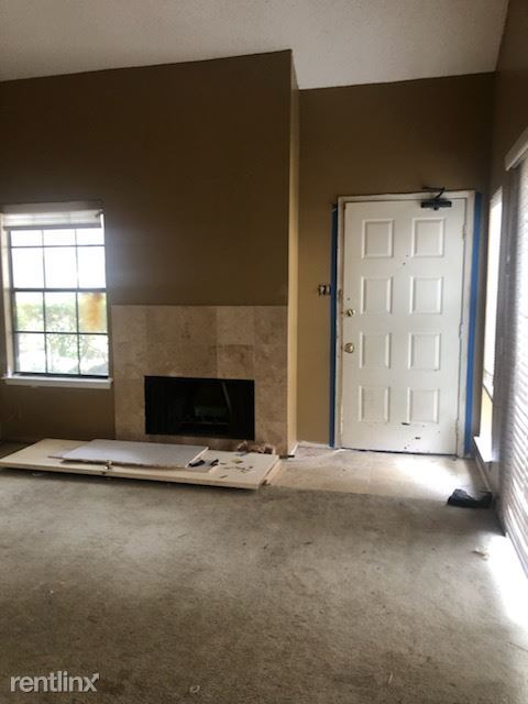 Primary Photo - 2 br, 1.5 bath Townhome - 3105 Windchase Blvd