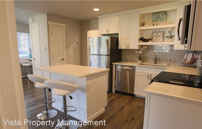 Building Photo - 2 br, 1 bath House - 2833 Bona Vista Dr. SW