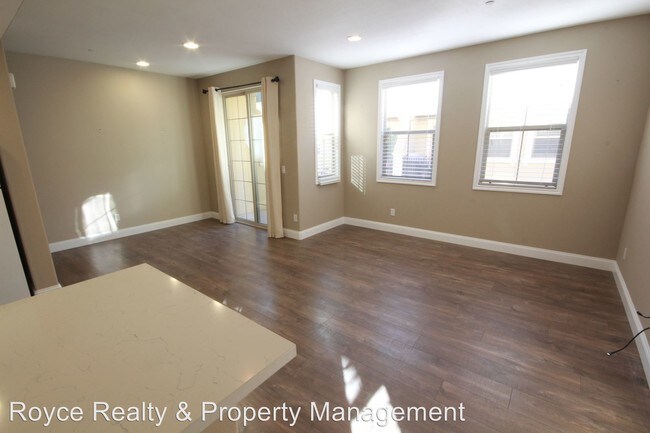 Foto del edificio - 2 br, 2.5 bath House - 5030 Juneberry Ct