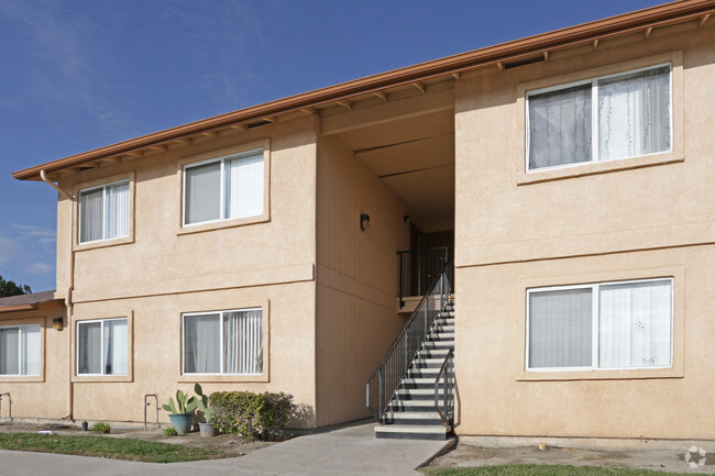 Building Photo - Firebaugh Garden Apartments