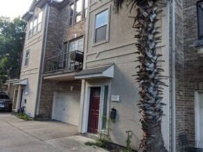 Building Photo - 1117 Malone St